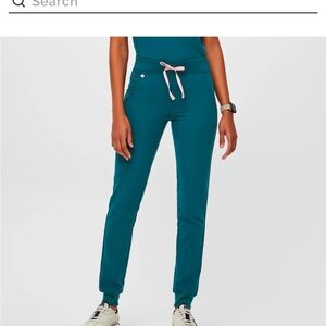 Figs Zamora Joggers in Caribbean Blue size mediumum petite
